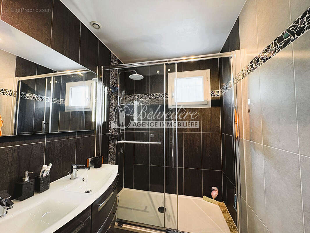 Maison à LE PLESSIS-BOUCHARD