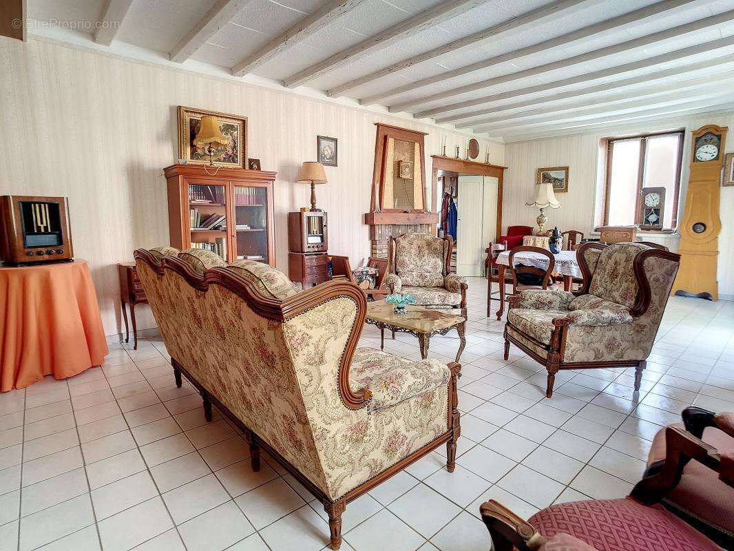 Maison à BARD-LES-PESMES