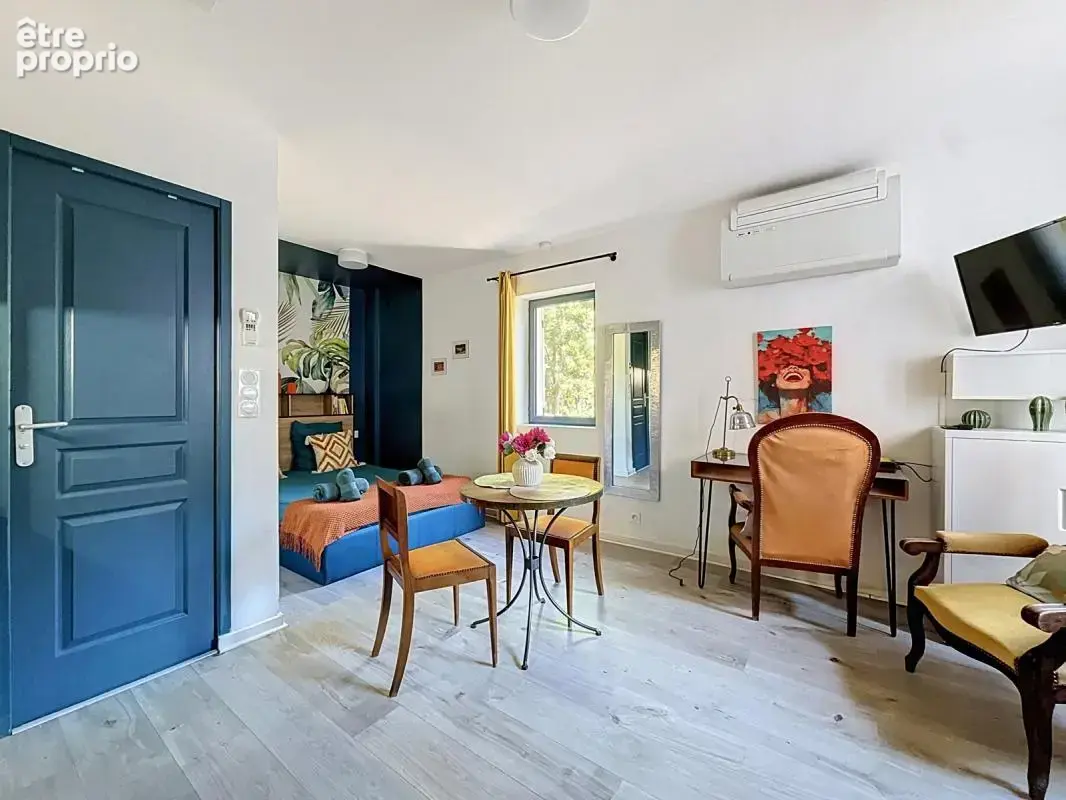 Exclusivité - intra-muros - studio meublé de 23,10m2 - photo 6