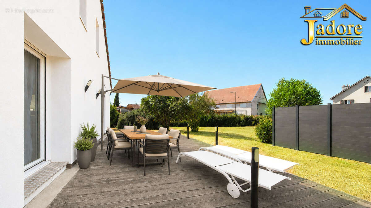 Superbe maison renovee type plain pied - photo 2