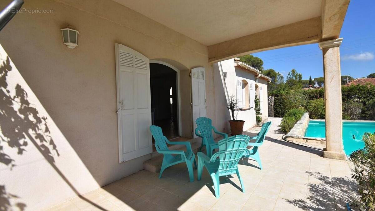 Maison à SAINT-RAPHAEL