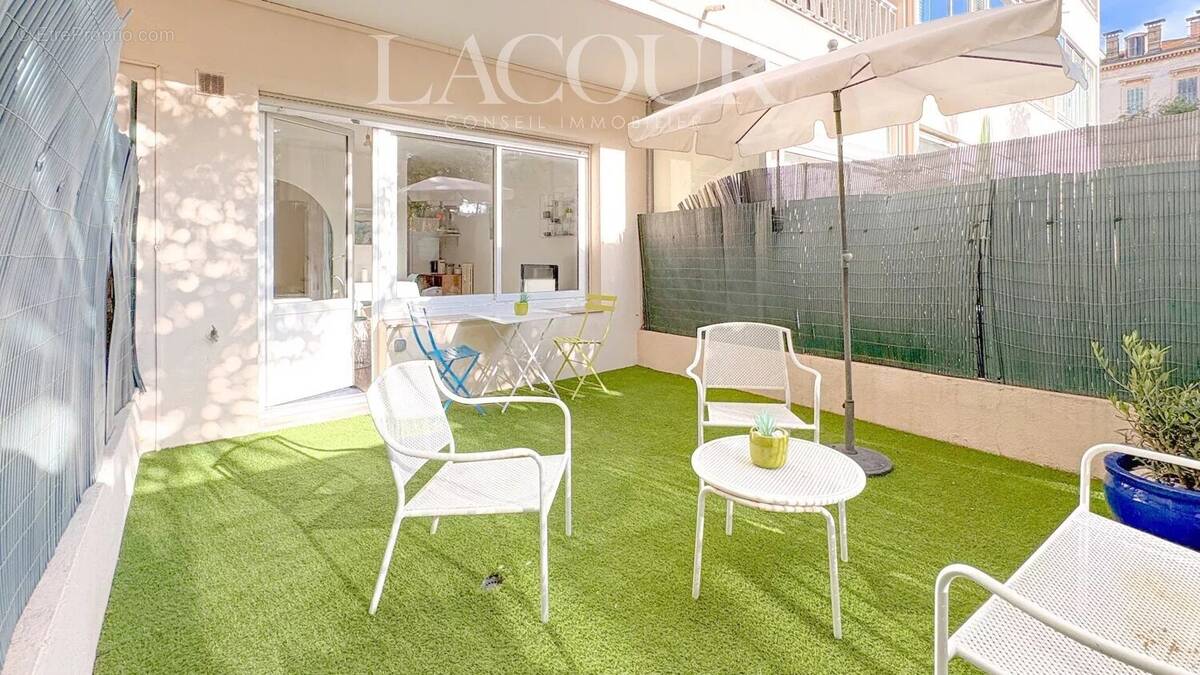 Appartement à CANNES