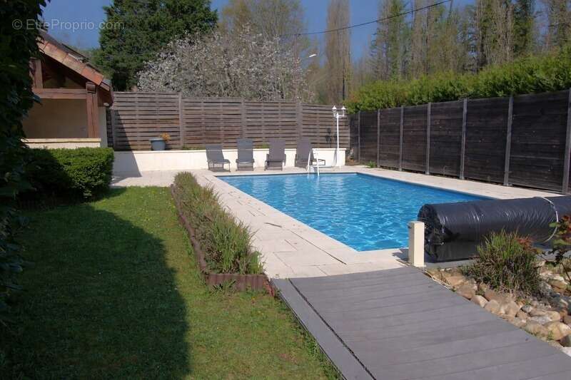 LE LARDIN SAINT LAZARE (24) Maison 93 m2, piscine - photo 3