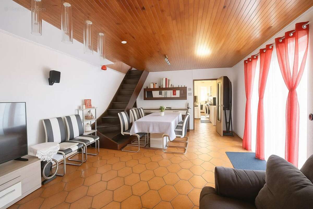 Maison à BOUXIERES-AUX-DAMES