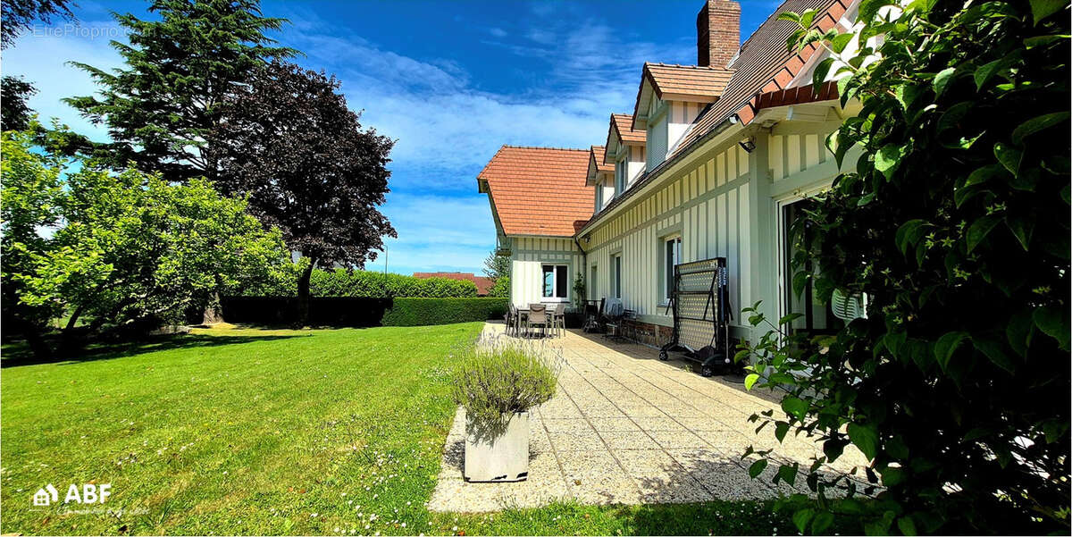 Maison à TOURVILLE-SUR-ARQUES