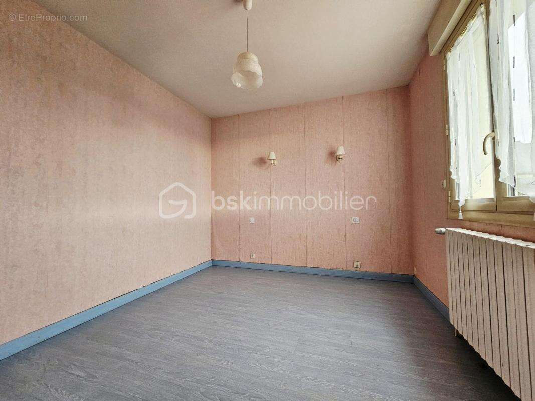 Maison à MAURE-DE-BRETAGNE