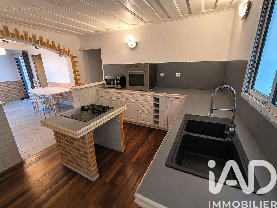 Photo 2 - Maison à LE PORT