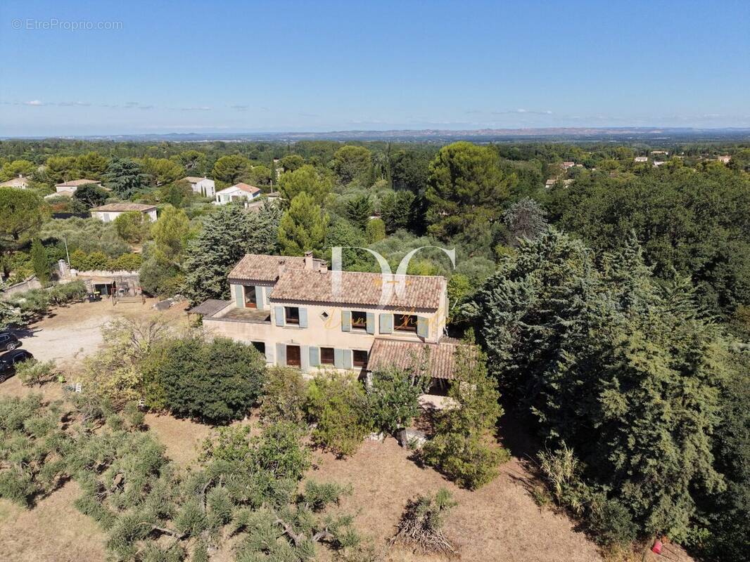 Maison à SAINT-REMY-DE-PROVENCE