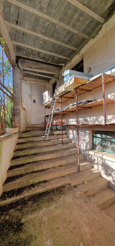 Maison à CAMARES
