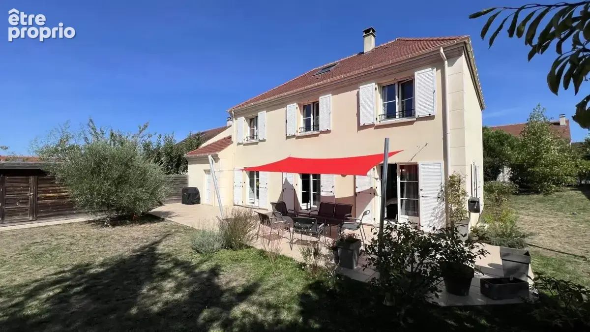 Maison à PLAISIR