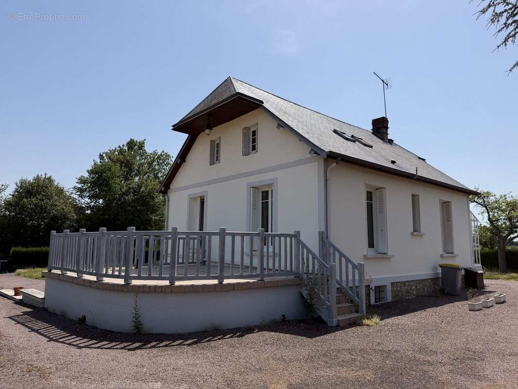 Maison à BERNAY