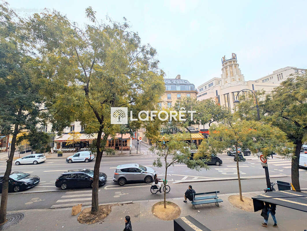 Appartement à PARIS-10E