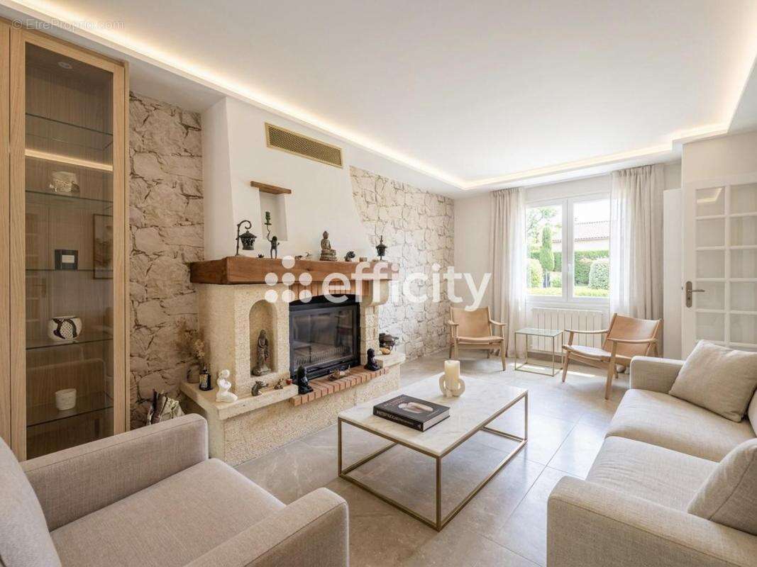Maison 150 m² à Chatillon  - photo 4