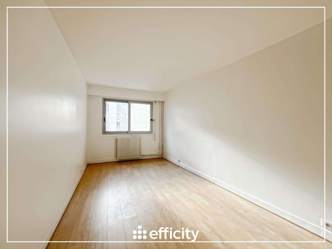 Appartement à PARIS-19E