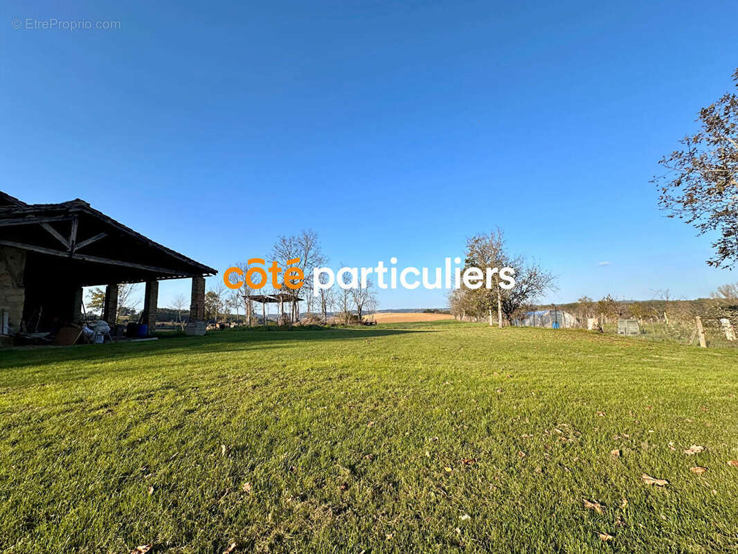 Maison à LABASTIDE-SAINT-GEORGES