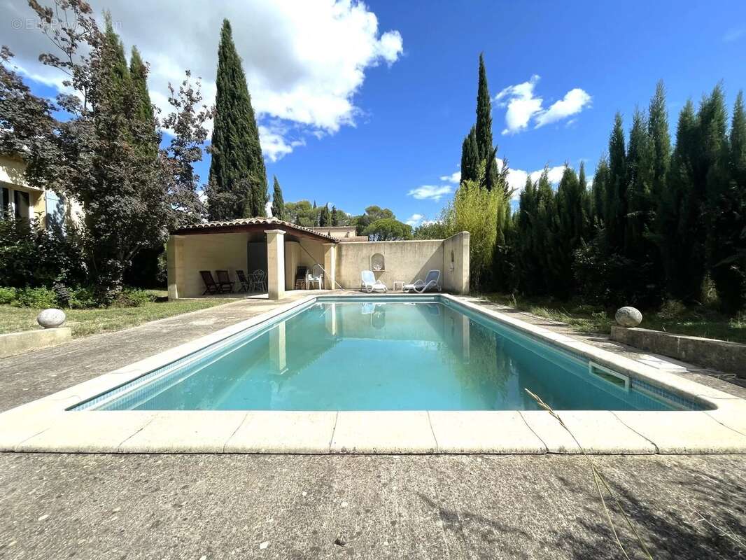Maison à VAISON-LA-ROMAINE