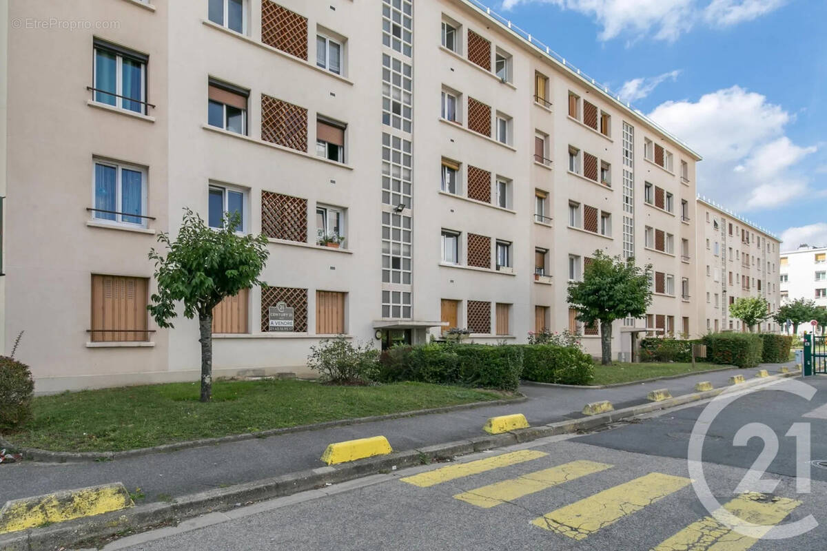 Appartement à CHAMPIGNY-SUR-MARNE