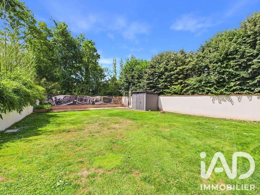Maison 244 m² à Seine-Port  - photo 6