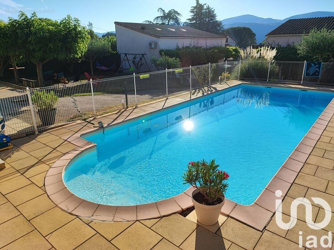 Photo 1 - Appartement à VALLON-PONT-D&#039;ARC