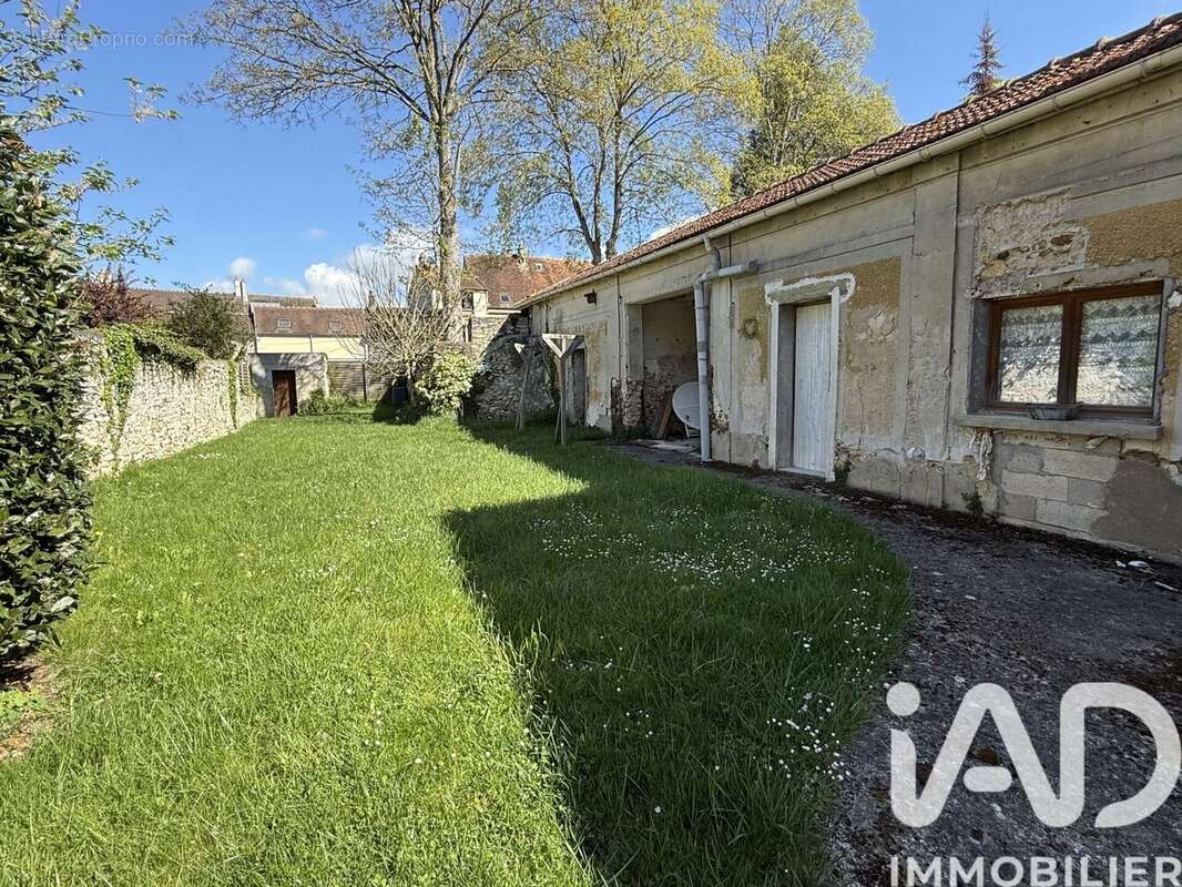 Photo 9 - Appartement à CRECY-LA-CHAPELLE