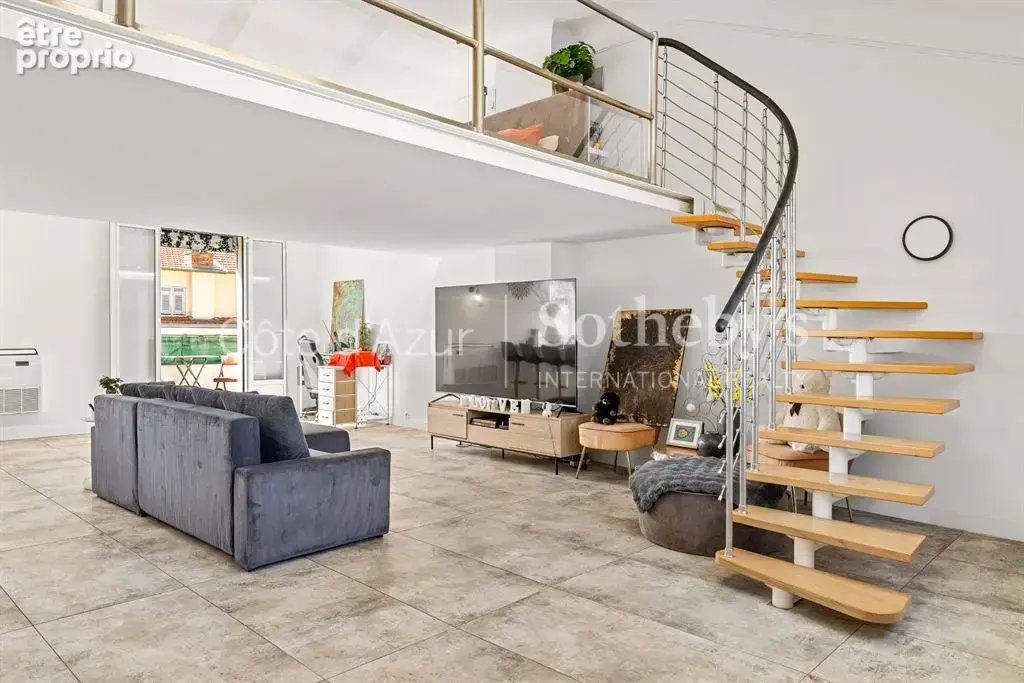 Nice Notre Dame, loft de caractère avec mezzanine et vues dégagées sur la ville - photo 12