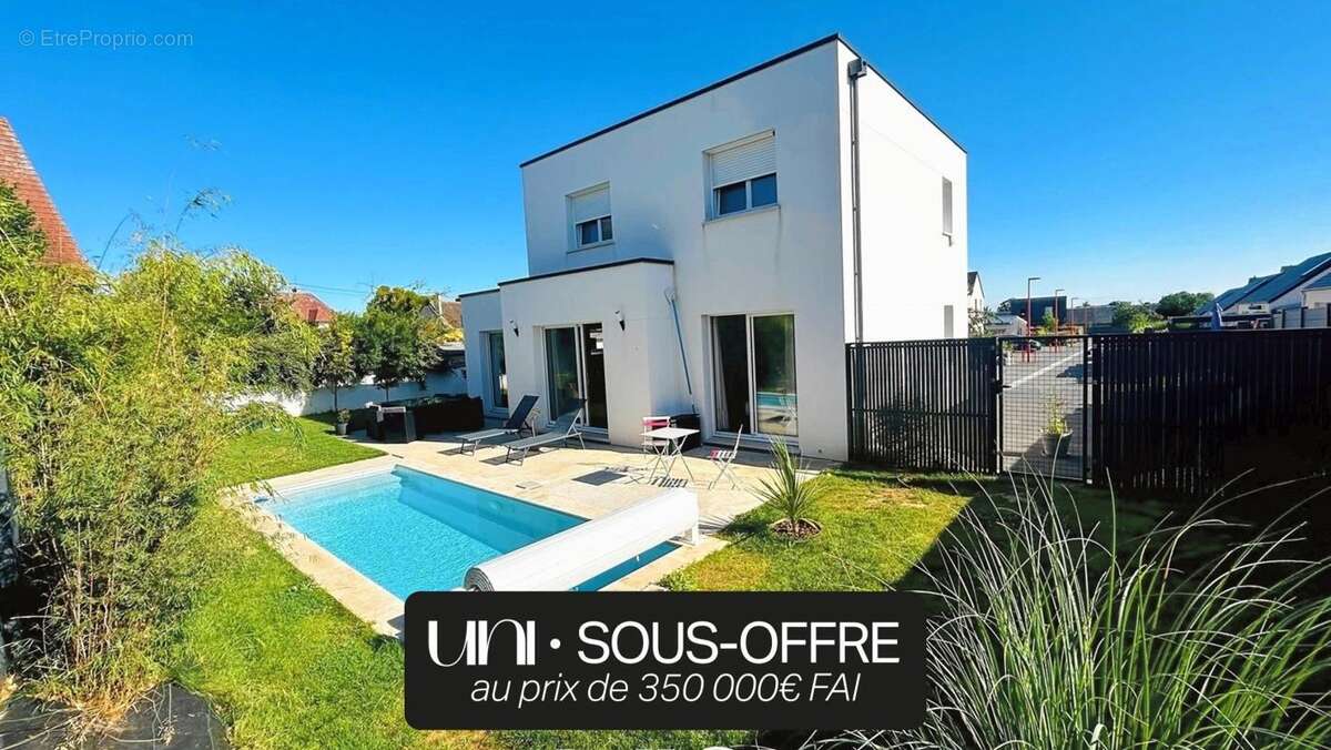 Maison à MAY-SUR-ORNE