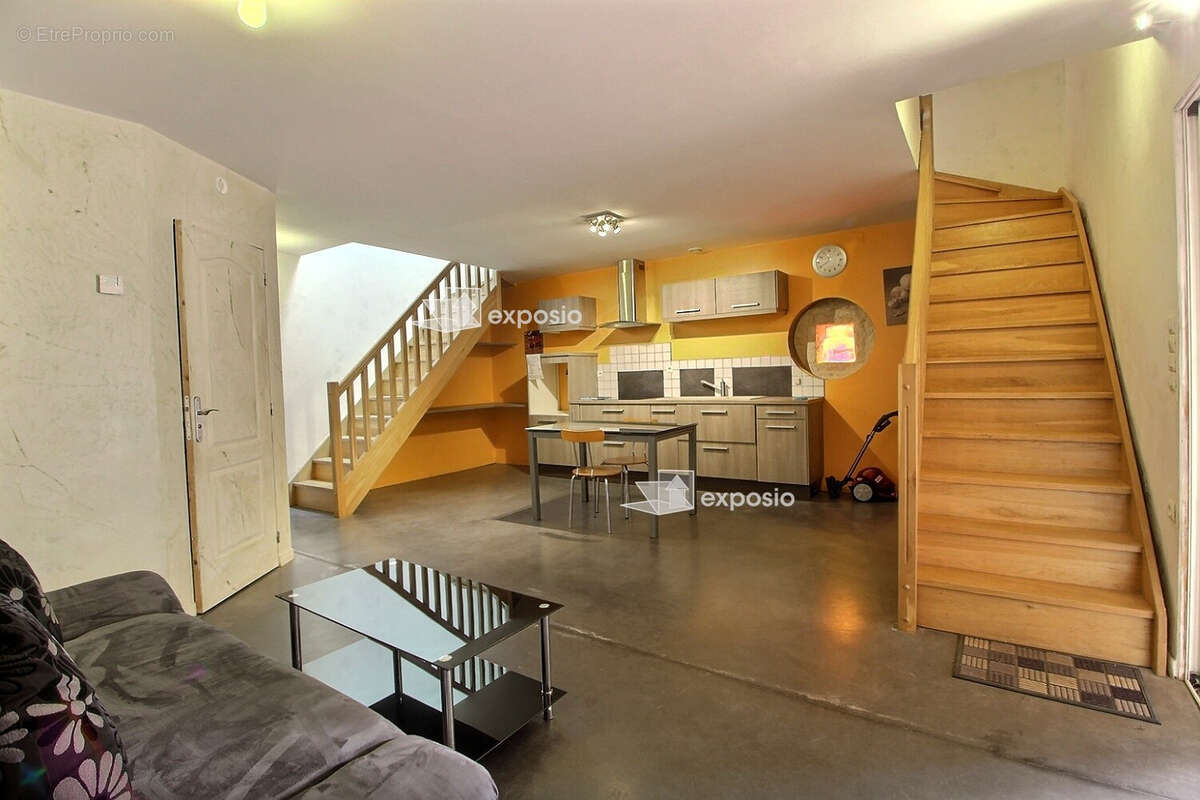 Maison d'habitation et Gîte à Coulon - photo 13