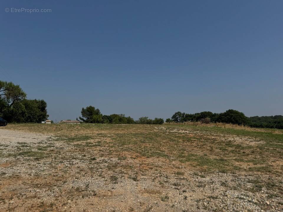 Terrain à GALARGUES