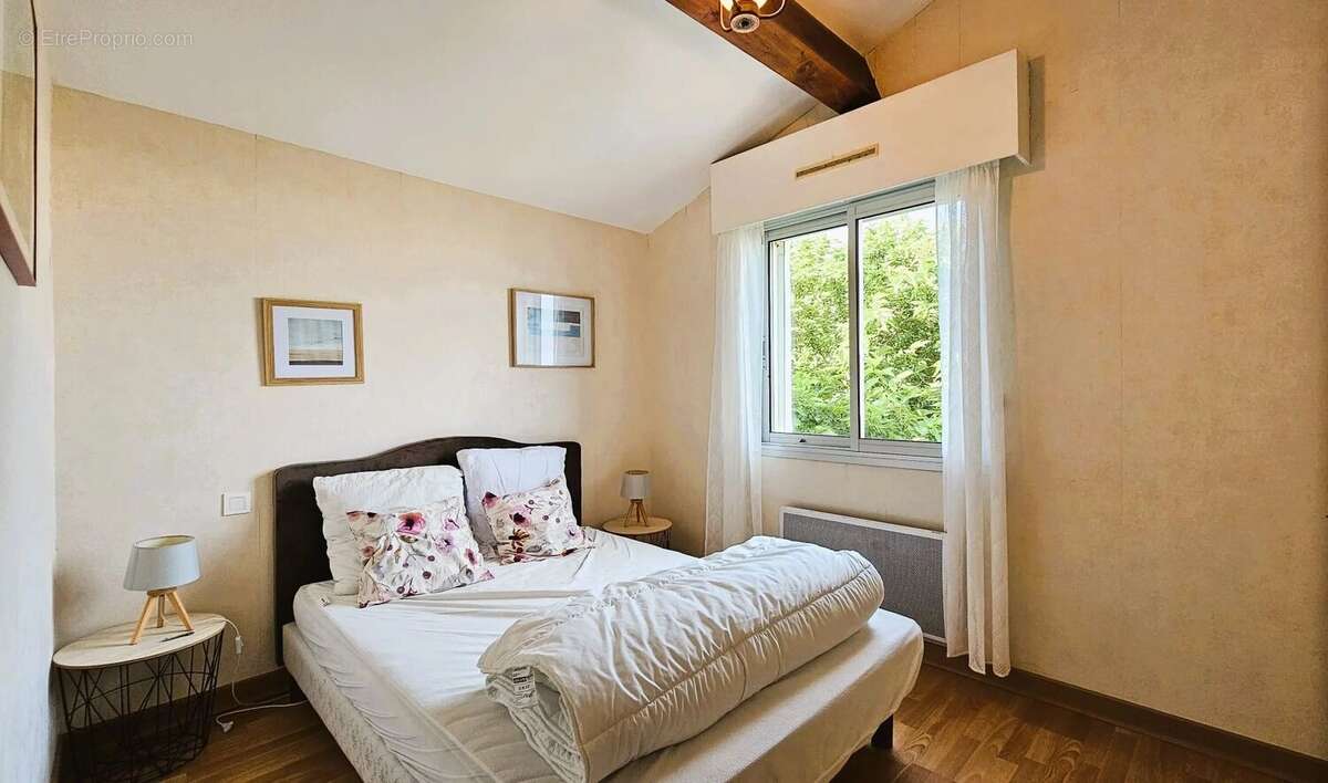 Maison à VAUX-SUR-MER