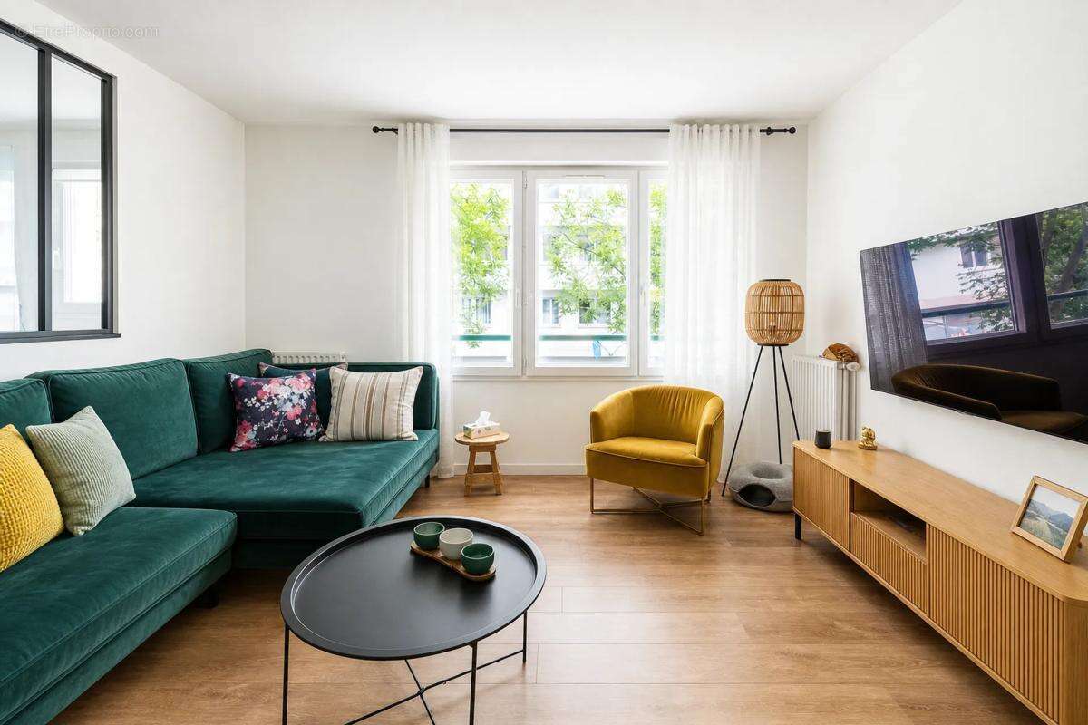 Appartement T3 refait à neuf à Clichy, loué - photo 2