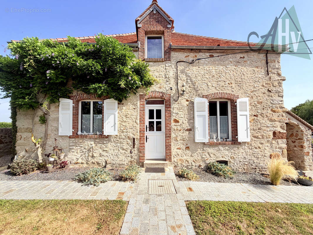 Magnifique briarde - 3 chambres - 150 m2 - photo 2