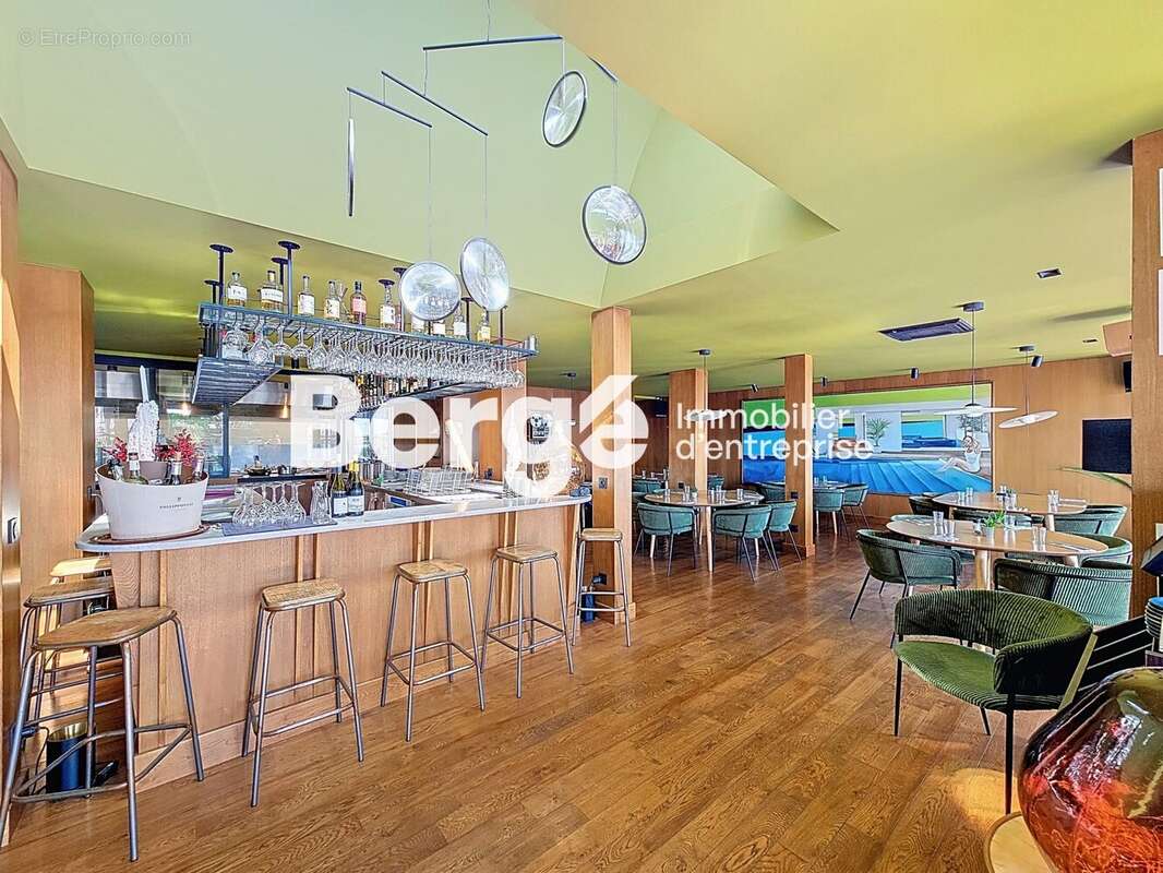 Autre à SAINT-LAURENT-DU-VAR