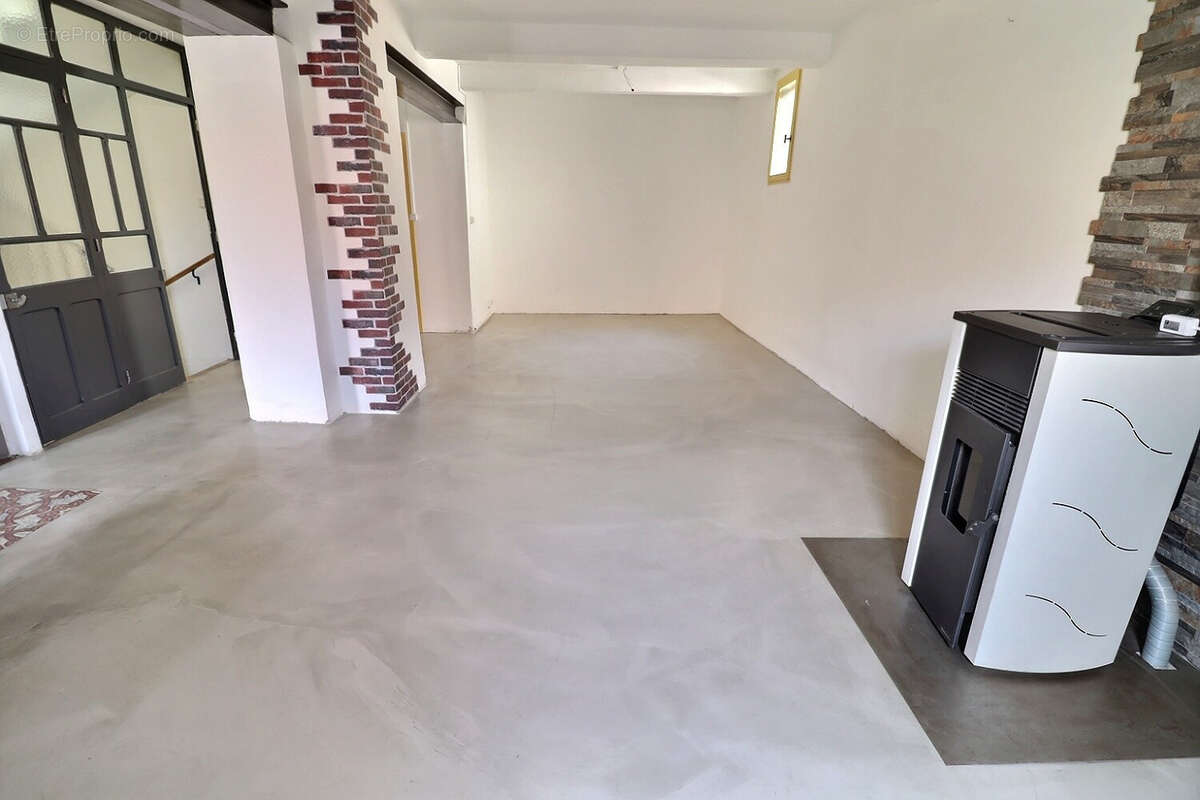 Maison à CLERMONT-L&#039;HERAULT