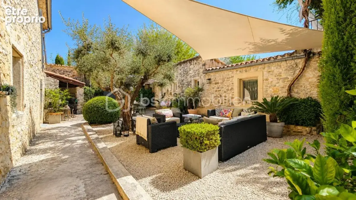 Mas xviiiᵉ en pierre • 340 m² • 8 chambres • piscine chauffée • drôme provençale - photo 2