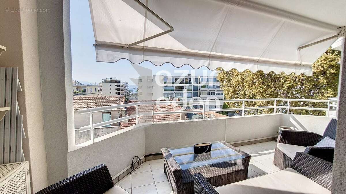 Appartement à CANNES