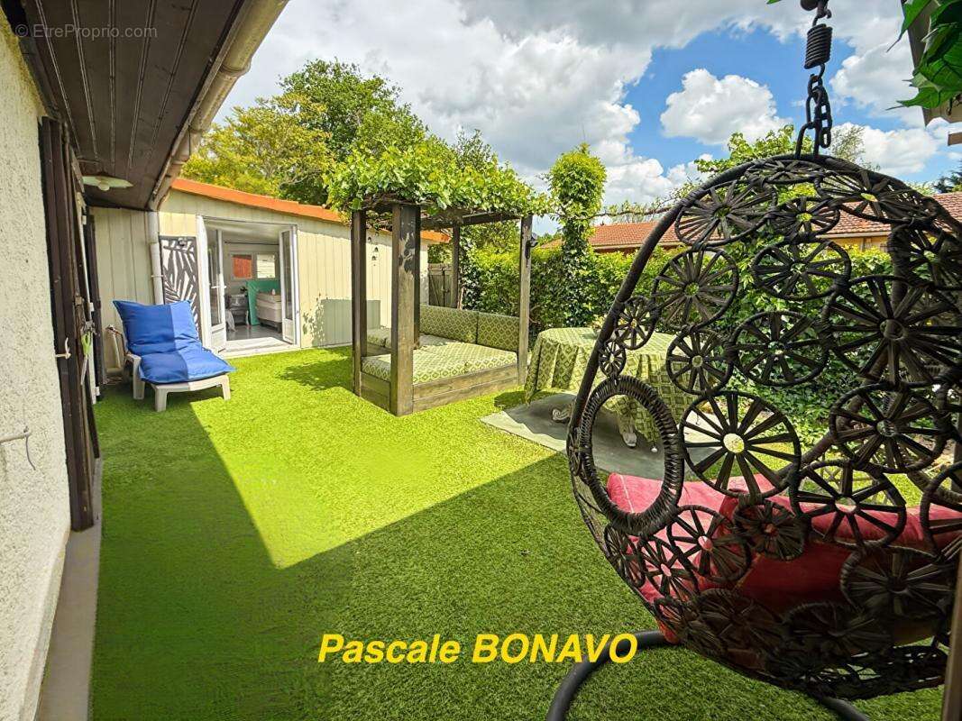 Maison à VENDAYS-MONTALIVET