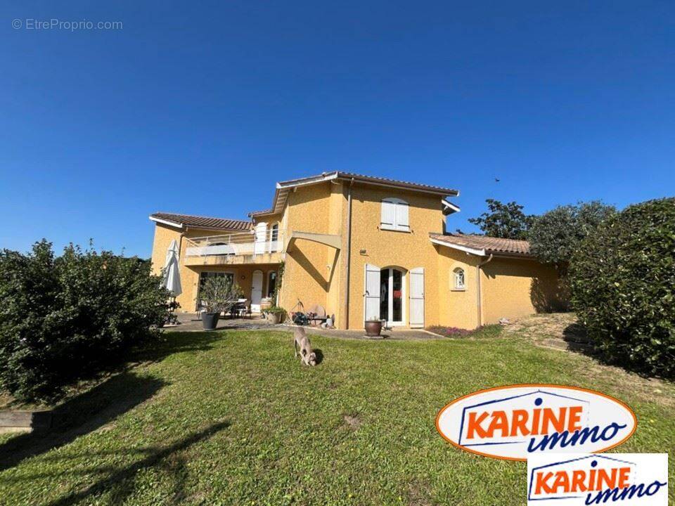 Maison à CAILLOUX-SUR-FONTAINES