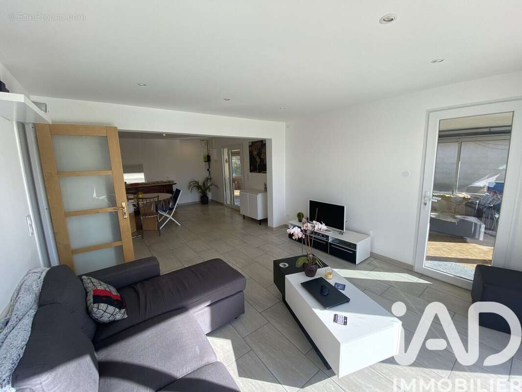 Photo 4 - Maison à AMBARES-ET-LAGRAVE