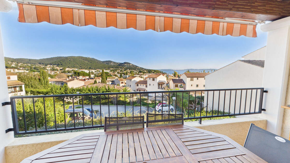 Appartement à CARQUEIRANNE