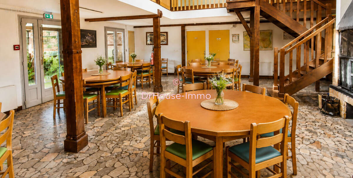 Maison 320 m² à Arette  - photo 4