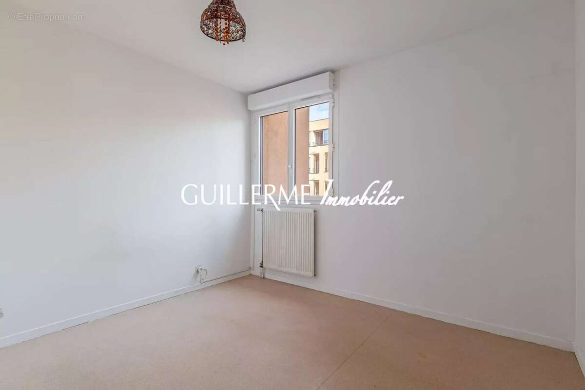 Appartement à LYON-9E