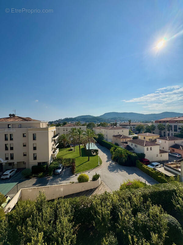 Appartement à HYERES