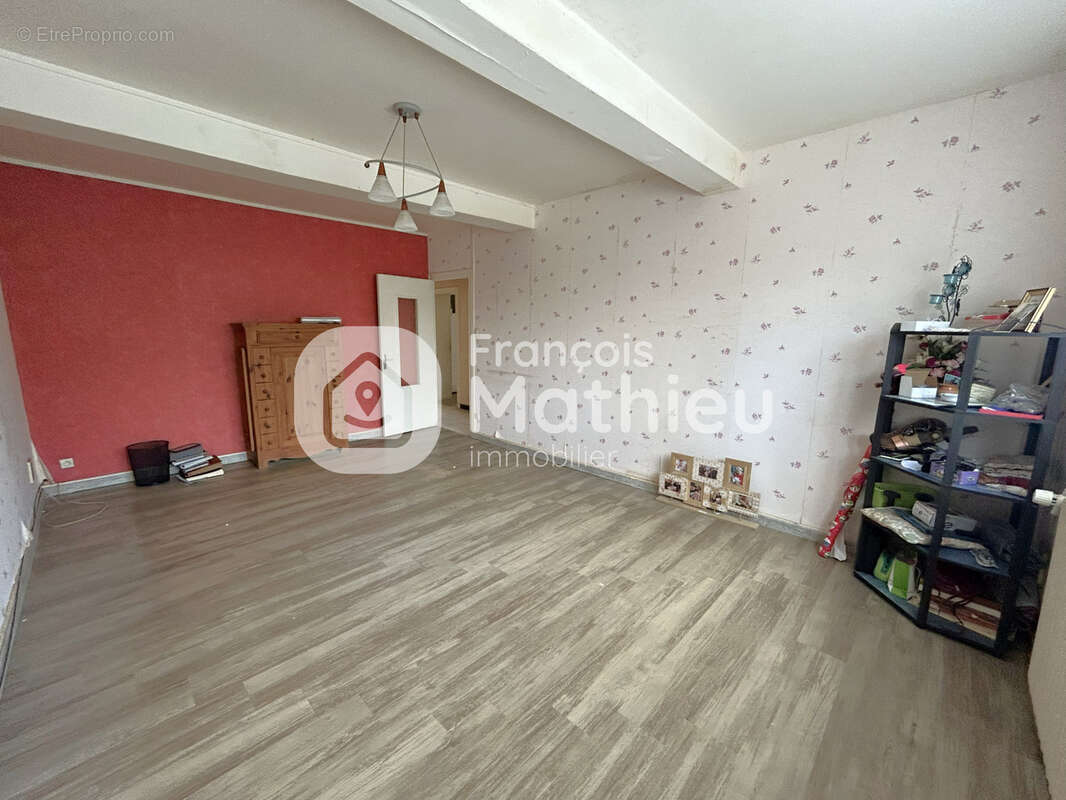 Appartement à VILLARS-LES-DOMBES