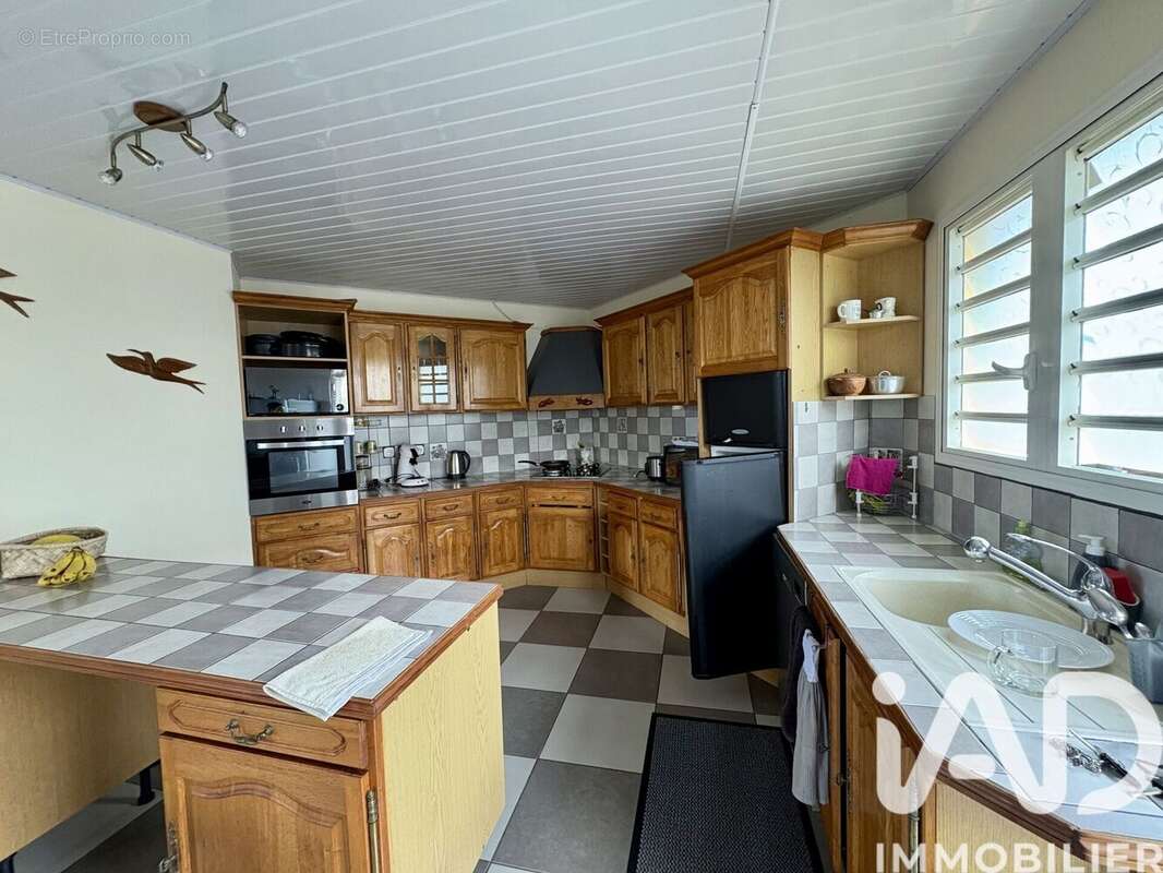 Photo 2 - Maison à LE TAMPON