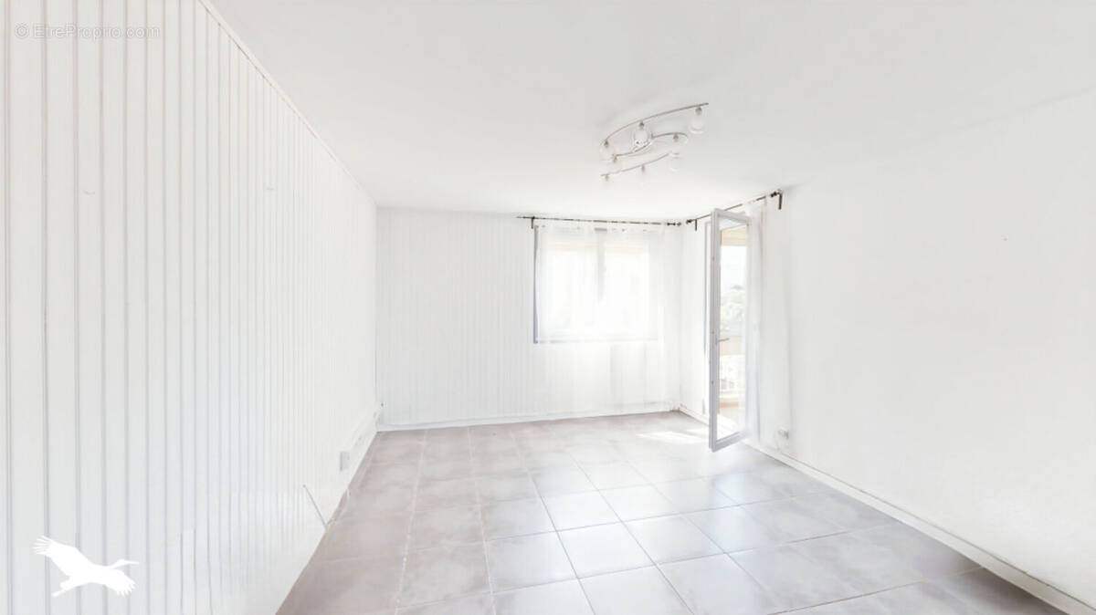 Appartement à MARSEILLE-11E
