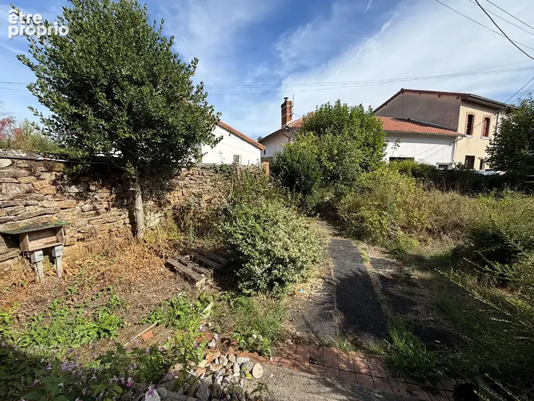 Maison en pierre à rénover avec grange et jardin - photo 10