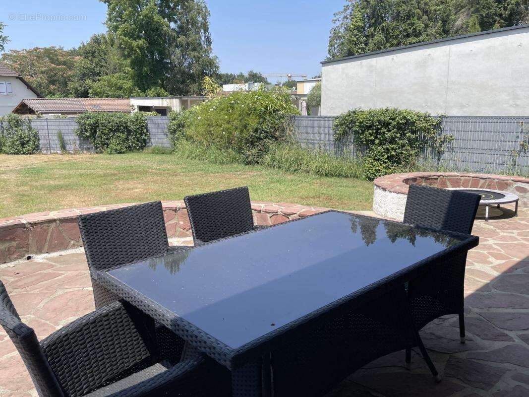 Maison 125 m² à Idron  - photo 2
