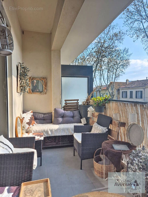 Appartement à SAINT-CYR-SUR-MER