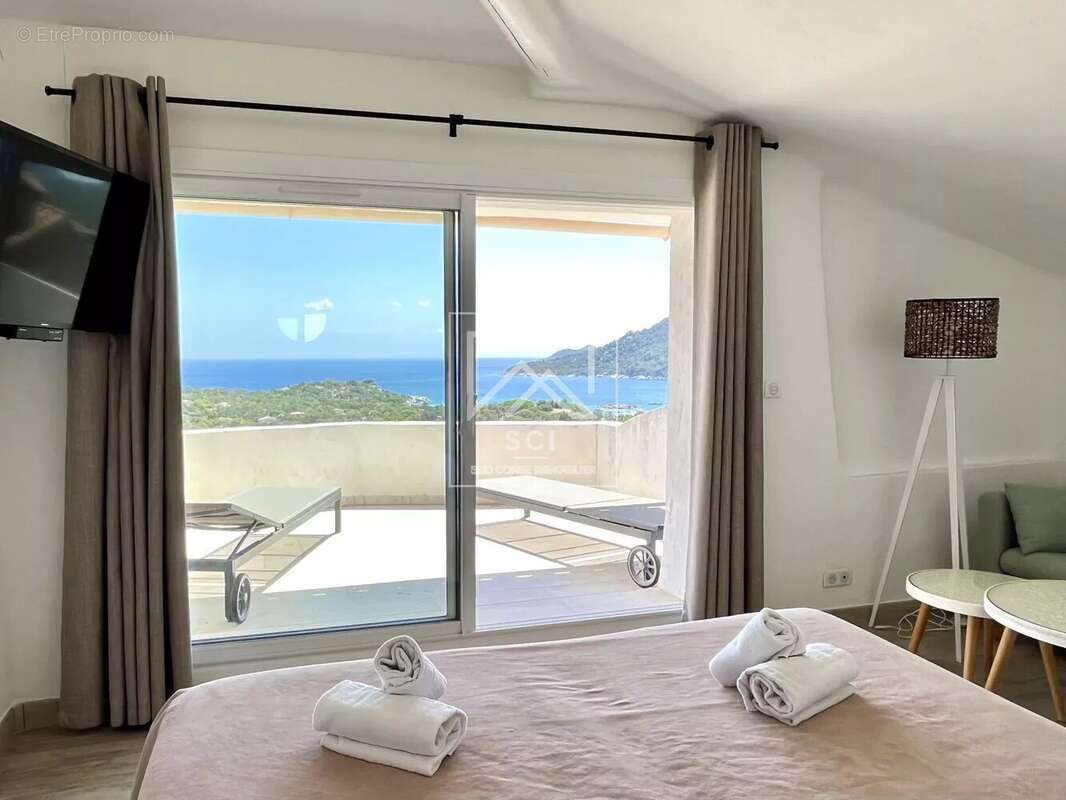 Maison à PORTO-VECCHIO