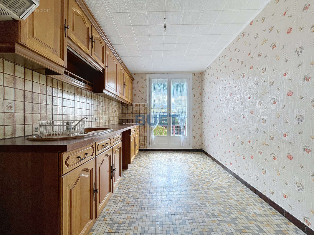 Appartement à CHENOVE